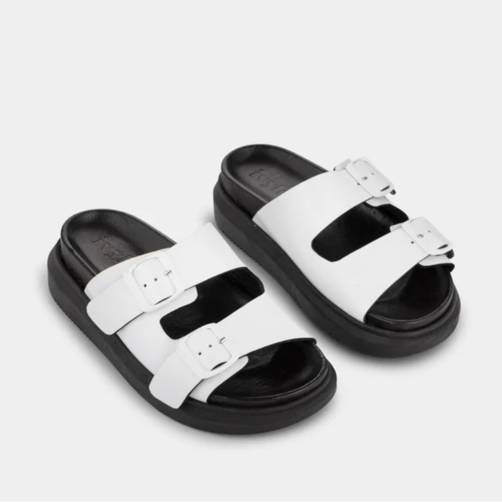 Ivylee Parker Slide size 8